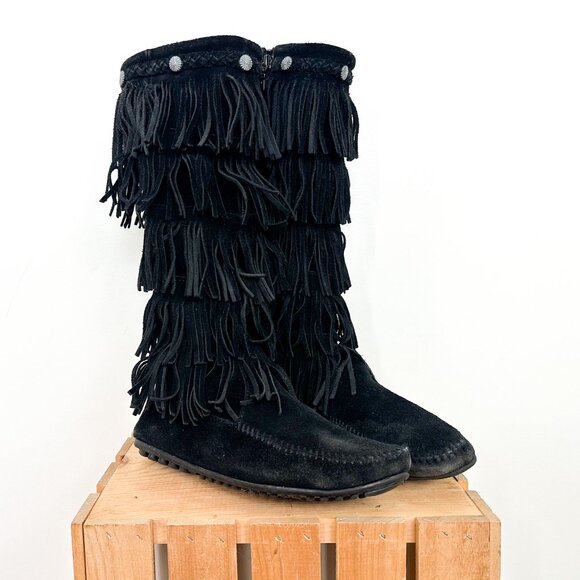 Minnetonka Tall Knee High Five Tier Fringed Suede Studded Moccasin Boots 7.5 - Picture 1 of 8